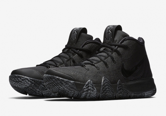 Nike Kyrie 4 kids Triple Black