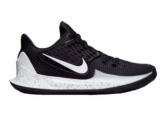 Nike Kyrie Low 2 kids black white