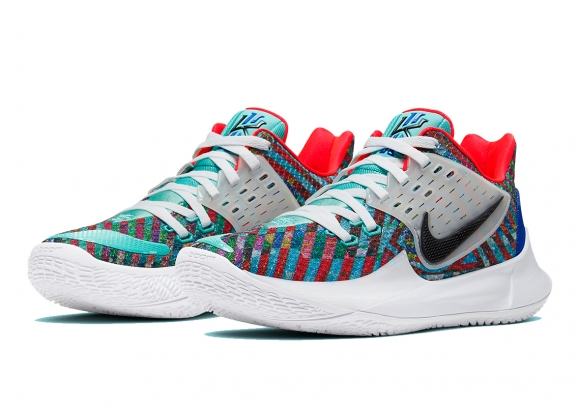 Nike Kyrie Low 2 kids Multi-Color